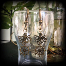Load image into Gallery viewer, Octopus ear hangers, Nautical tunnel dangles, Steampunk plug earrings, Gauged earrings, Bronze ear weights, Gauges, Plug dangles, Kraken