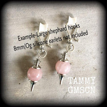 Load image into Gallery viewer, 2 gauge, 0 gauge, 00 gauge, Rose Quartz, Plug dangles, Ear hangers, Ear weights, Tunnel dangles, Crystal weights, Hanging gauges, Tapers 6mm