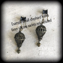 Load image into Gallery viewer, Hot air balloon earrings Steampunk earrings Heart earrings Plug earrings Circus earrings Carnivale jewelry 3mm tunnel earrings Ear weights