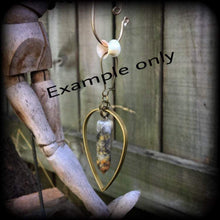 Load image into Gallery viewer, Artemis earrings Goddess earrings Agate earrings 3mm plug earrings Pagan jewelry Stone earrings Lace Agate Teardrop earrings Dangle gauge