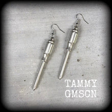 Load image into Gallery viewer, Screw driver earrings Tradie earrings Tool earrings Novelty earrings Toolbox earrings Tomboy earrings Tunnel earrings Carpenter Ear weights