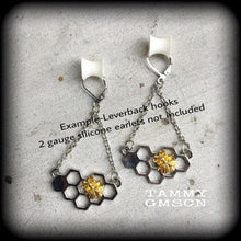 Load image into Gallery viewer, Bee earrings Bee hive earrings Hexagon jewelry Insect Tunnel earrings Geometric earrings Plug earrings Hanging gauges Tunnel dangles Plugs