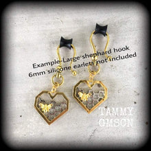 Load image into Gallery viewer, Bee hive ear weights, Hexagon ear hangers, Geometric weights, Insect ear weights, Tunnel dangles, Plug dangles, Hanging gauges, 2g, 0g, 00g