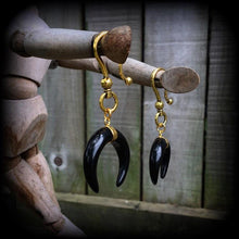 Load image into Gallery viewer, 2 gauge weights, Onyx Ear weights, Black Onyx, Ear hangers, Plug dangles, Hanging gauges, Tunnel dangles, Gauged earrings, 00g 0g 2g 4g 6g