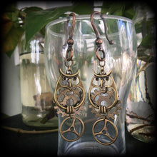 Load image into Gallery viewer, Bronze owl ear hangers, Steampunk Plug earrings, Owl drop earrings, Cog Tunnel dangles, Gear earrings, Plug dangles, Hanging gauges, Gauges