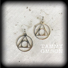 Load image into Gallery viewer, Hermetic seal of light, Alchemy earrings, Esoteric earrings, Alchemy jewelry, Transmutation, Philosophers stone earrings, Circle earirngs