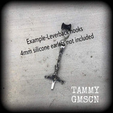Load image into Gallery viewer, Single earring, Inverted Cross earring, Inverted Cross, Satanic jewelry, Evil, Gothic, Occult jewelry, Tunnel earring, Plug earring, CoS