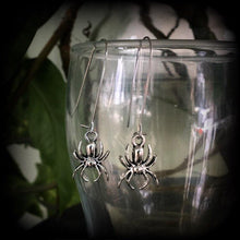 Load image into Gallery viewer, Spider earrings Halloween jewelry Gothic earrings Spooky earrings Arachnid jewelry 3mm plug earrings 6mm tunnel earrings Animal earrings