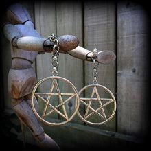 Load image into Gallery viewer, 00 gauge 10mm weights Pentagram ear hangers Pentacle Tunnel dangles Gauged earrings Plug dangles Tunnel hangers Plug hangers Hanging gauges