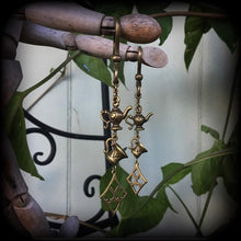 Load image into Gallery viewer, 2 gauge tunnel dangles Alice in Wonderland Ear weights 6mm ear hangers Gauged earrings 8mm plug dangles 0 gauge plug earrings 4mm 3mm Gauges