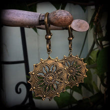 Load image into Gallery viewer, 2 gauge weights 6mm mandala ear weights 4 gauge 5mm Bronze ear hangers 8 gauge plug dangles 0 gauge Gauged earrings Tunnel dangles Gauges 6g