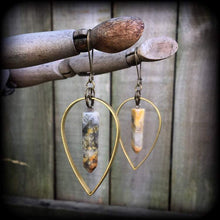 Load image into Gallery viewer, Artemis earrings Goddess earrings Agate earrings 3mm plug earrings Pagan jewelry Stone earrings Lace Agate Teardrop earrings Dangle gauge