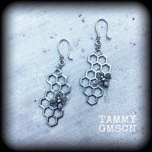 Load image into Gallery viewer, Honeycomb earrings, Bee earrings, Hexagon earrings, Geometric earrings, Tunnel earrings, Sacred Geometry, Plug earrings, Bee hive earrings