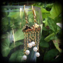 Load image into Gallery viewer, Cloud earrings, Kitsch earrings, Retro earrings, Rainy Day earrings, Umbrella earrings, Tunnel earrings, Plug earrings, Ear hangers 2g, 14g