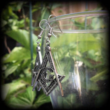 Load image into Gallery viewer, Freemason earrings, Sigil earrings, Esoteric jewelry, Capital G, Occult jewelry, OES, Esoteric earrings, Fraternity jewelry, Tunnel dangles
