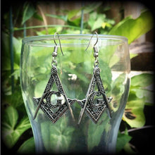 Load image into Gallery viewer, Freemason earrings, Sigil earrings, Esoteric jewelry, Capital G, Occult jewelry, OES, Esoteric earrings, Fraternity jewelry, Tunnel dangles