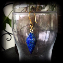 Load image into Gallery viewer, Single earring, Lapis lazuli earring, Ear hanger, Single ear weight, Gemstone earring, Tunnel dangle, Tunnel earring, Plug earring, 4g 6g 8g