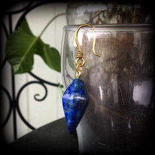 Load image into Gallery viewer, Single earring, Lapis lazuli earring, Ear hanger, Single ear weight, Gemstone earring, Tunnel dangle, Tunnel earring, Plug earring, 4g 6g 8g