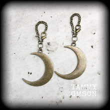 Load image into Gallery viewer, 8gauge 6g 4g 2g 0g Crescent Moon ear hangers Moon Ear weights 00g Plug dangles Hanging gauges Gauged earrings Esoteric Gauges Tunnel dangles