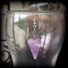 Load image into Gallery viewer, Single amethyst earring, Quartz earring, Amethyst jewelry, Plug earring, Tunnel earring, Single ear weight, Single ear hanger, Tunnel dangle
