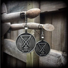 Load image into Gallery viewer, Sigil earrings, Sigil jewelry, Talisman, Sigil of Lucifer, Church of Satan, Occult jewelry, Esoteric earrings, Plug earrings Tunnel earrings