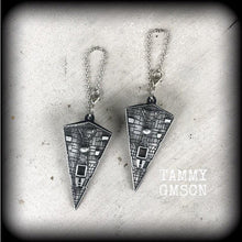 Load image into Gallery viewer, 4mm ear weights, 6 gauge Star Wars ear hangers, Tunnel dangles, Hanging gauges, Gauged earrings, Plug dangles, Plug earrings, 0g 00g 6g 4g