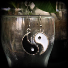 Load image into Gallery viewer, Yin Yang earrings, Chakra earrings, Zen jewelry, Tunnel earrings, Yoga earrings, Plug earrings, Meditation jewelry, Meditation earrings