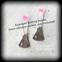 Load image into Gallery viewer, Beaker earrings Geek earrings 3mm Plug earrings Microscope earrings Science earrings Science jewelry Gifts for nerds Chemistry earrings Plug