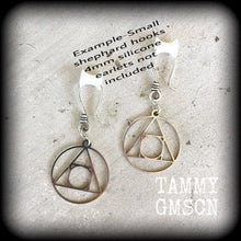 Load image into Gallery viewer, Hermetic seal of light, Alchemy earrings, Esoteric earrings, Alchemy jewelry, Transmutation, Philosophers stone earrings, Circle earirngs
