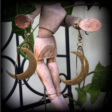 Load image into Gallery viewer, 3D Crescent Moon earrings Orrery earrings Goddess earrings Pagan earrings Moon jewelry Bronze moon earrings Plug earrings Gauged earrings