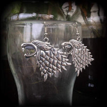 Load image into Gallery viewer, Wolf earrings Animal earrings Game of Thrones earrings House Stark Dire wolf Winterfell Tunnel earrings Plug earrings Gauged earrings Gauges