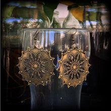 Load image into Gallery viewer, Mandala earrings Geometric earrings Sacred Geometry Fractal earrings Mandala jewelry Tunnel earrings Plug earrings Fractal jewelry 2g 4g 6g