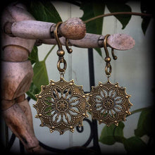 Load image into Gallery viewer, 2 gauge weights 6mm mandala ear weights 4 gauge 5mm Bronze ear hangers 8 gauge plug dangles 0 gauge Gauged earrings Tunnel dangles Gauges 6g