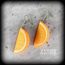 Load image into Gallery viewer, Orange earrings Vegan jewelry Fruit earrings Kitsch earrings Retro earrings Food jewelry Novelty earrings Dangle earrings 3mm tunnel dangles