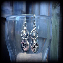 Load image into Gallery viewer, Venus earrings Venus of Willendorf Goddess earrings Venus jewelry Pagan jewelry Beltane earrings Wicca earrings Plug earrings Tunnel earring