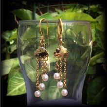 Load image into Gallery viewer, Cloud earrings, Kitsch earrings, Retro earrings, Rainy Day earrings, Umbrella earrings, Tunnel earrings, Plug earrings, Ear hangers 2g, 14g