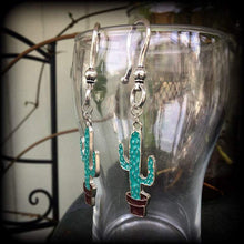 Load image into Gallery viewer, Cactus earrings, Succulent earrings, Plant jewelry, Flora, Cactus jewelry, Vegan earrings, Vegan jewelry, Tunnel earrings, Plug dangles 2g