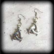 Load image into Gallery viewer, Triple horn earrings Odins horn earrings Norse earrings Asatru earrings Earrings for pierced ears Plug earrings Tunnel earrings Thor Runes
