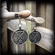 Load image into Gallery viewer, Sigil earrings, Sigil jewelry, Talisman, Sigil of Lucifer, Church of Satan, Occult jewelry, Esoteric earrings, Plug earrings Tunnel earrings