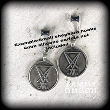 Load image into Gallery viewer, Sigil earrings, Sigil jewelry, Talisman, Sigil of Lucifer, Church of Satan, Occult jewelry, Esoteric earrings, Plug earrings Tunnel earrings