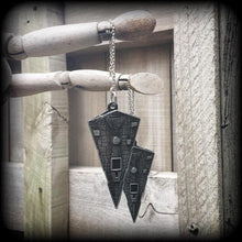 Load image into Gallery viewer, 4mm ear weights, 6 gauge Star Wars ear hangers, Tunnel dangles, Hanging gauges, Gauged earrings, Plug dangles, Plug earrings, 0g 00g 6g 4g