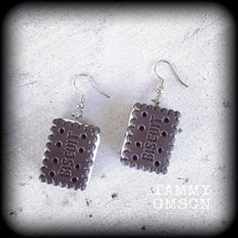 Load image into Gallery viewer, Biscuit earrings Candy earrings Kawaii jewelry Junk food jewelry Cosplay earrings Pierced ears Tunnel dangles Plug earrings Ear hangers 2g