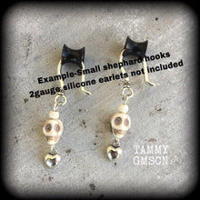Load image into Gallery viewer, Skull earrings Voodoo earrings Loa jewelry Erzulie earrings Skull jewelry Los Muertos jewelry Heart earrings Tunnel earrings Plug dangles
