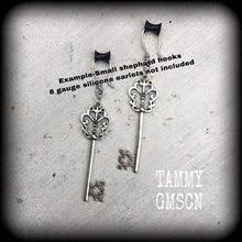 Load image into Gallery viewer, 8mm 0 gauge Steampunk Ear weights Key Ear hangers Plug earrings Tunnel earrings Earrings for stretched ears Gauged earrings 6mm 4mm weights