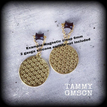 Load image into Gallery viewer, Geometric earrings, Flower of life earrings, Seed of life, Sacred geometry, Chakra jewelry, Meditation jewelry, Ohm, Plug Tunnel earrings 8g