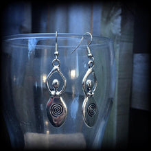 Load image into Gallery viewer, Venus earrings Venus of Willendorf Goddess earrings Venus jewelry Pagan jewelry Beltane earrings Wicca earrings Plug earrings Tunnel earring