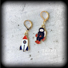 Load image into Gallery viewer, Rocket earrings Astroaut earrings Space earrings Plug earrings Space ship earrings Space earrings Apollo earrings Planets Astrophysics