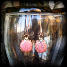 Load image into Gallery viewer, Shell earrings, Nautical earrings, Pink shell, Gifts for girls, Beach earrings, Earrings for pierced ears, Plug earrings, Tunnel dangles