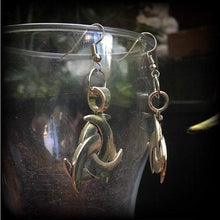 Load image into Gallery viewer, Triple horn earrings Odins horn earrings Norse earrings Asatru earrings Earrings for pierced ears Plug earrings Tunnel earrings Thor Runes