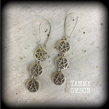 Load image into Gallery viewer, Pentagram earrings Triple pentagram Triple goddess earrings Wicca Witchy Pentacle Tunnel earrings Plug earrings Gauged earrings Kidney hooks